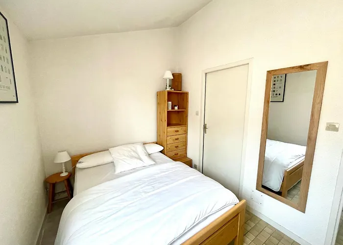 Maison De Aux Sables-d'olonne Avec Cour Et Parking - Fr-1-92-913 * Les Sables-dʼOlonne